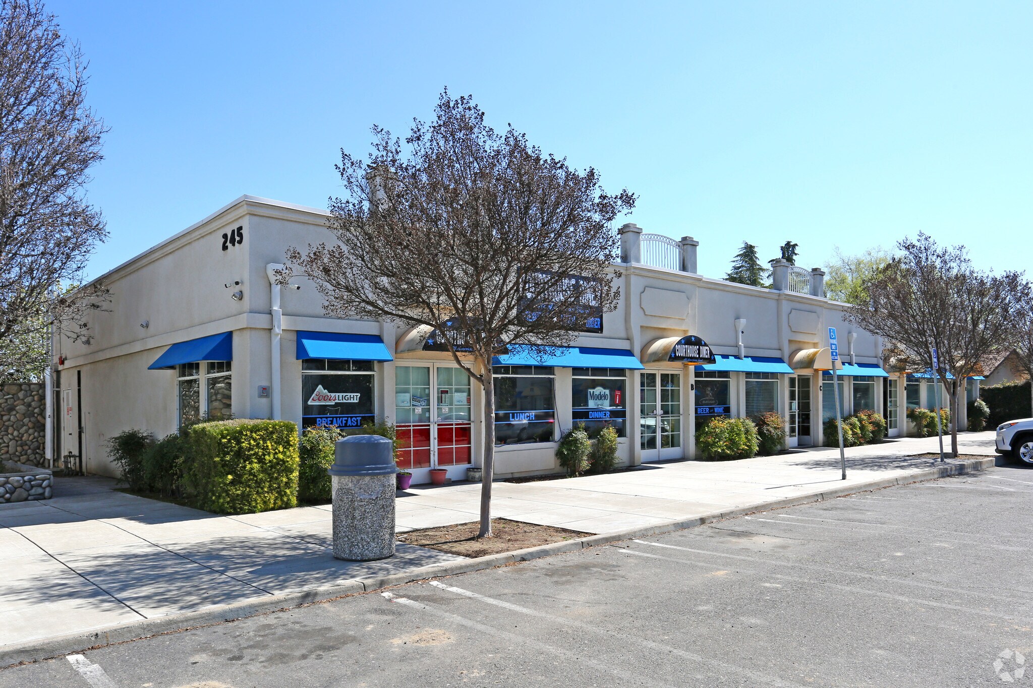 241 249 W Pacheco Blvd Los Banos Ca Office Property For Sale On Showcase Com