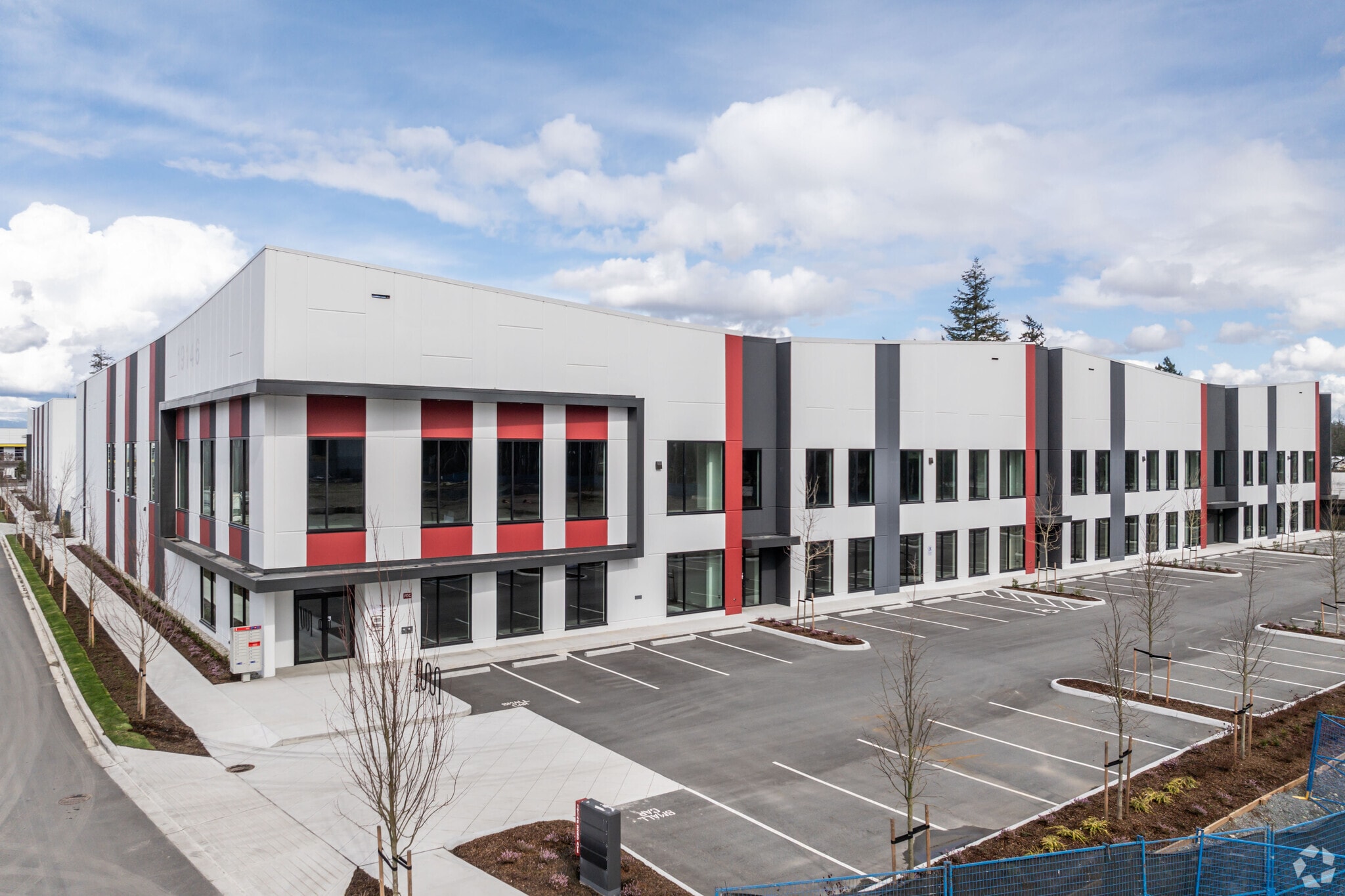 19146 32 Av, Surrey, BC for Sale