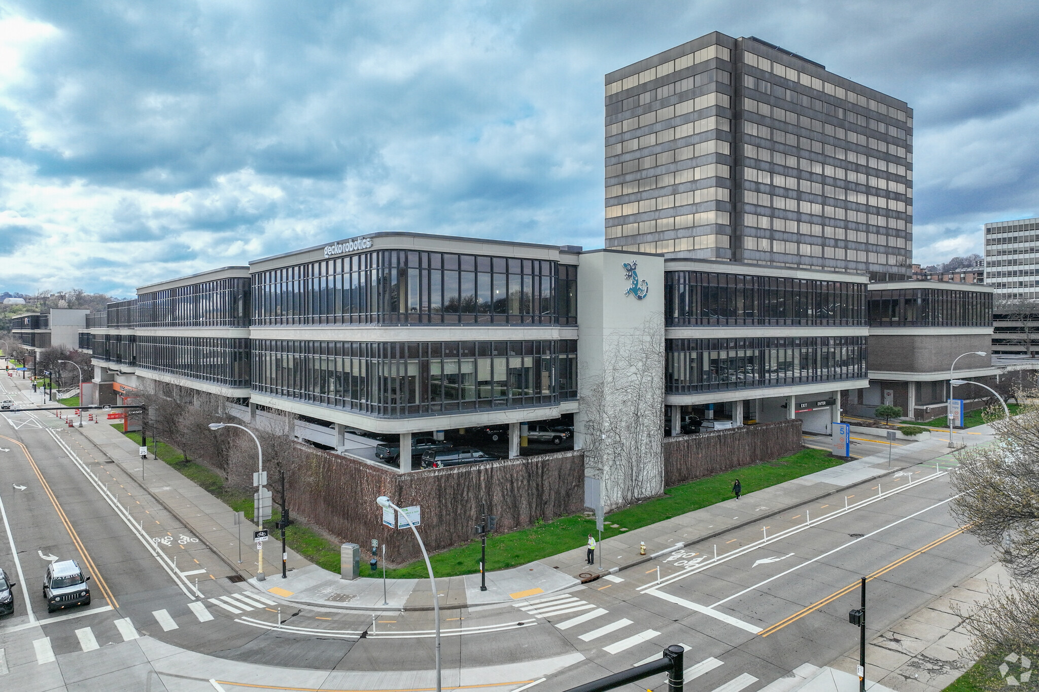 100 S Commons, Pittsburgh, PA for Rent