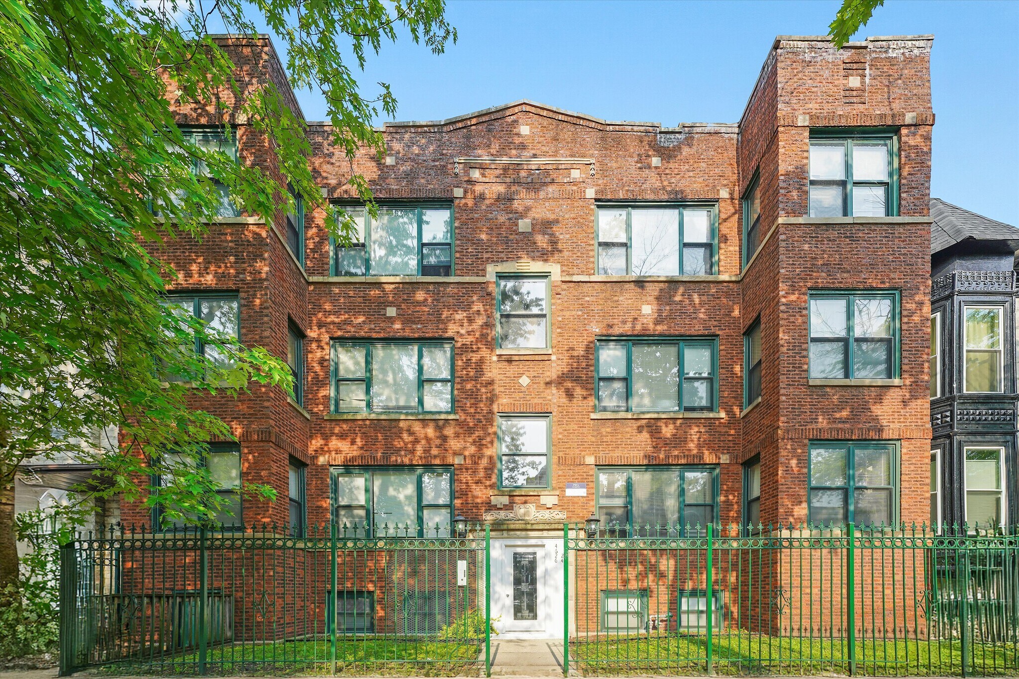 4624 S Evans Ave, Chicago, IL for Sale