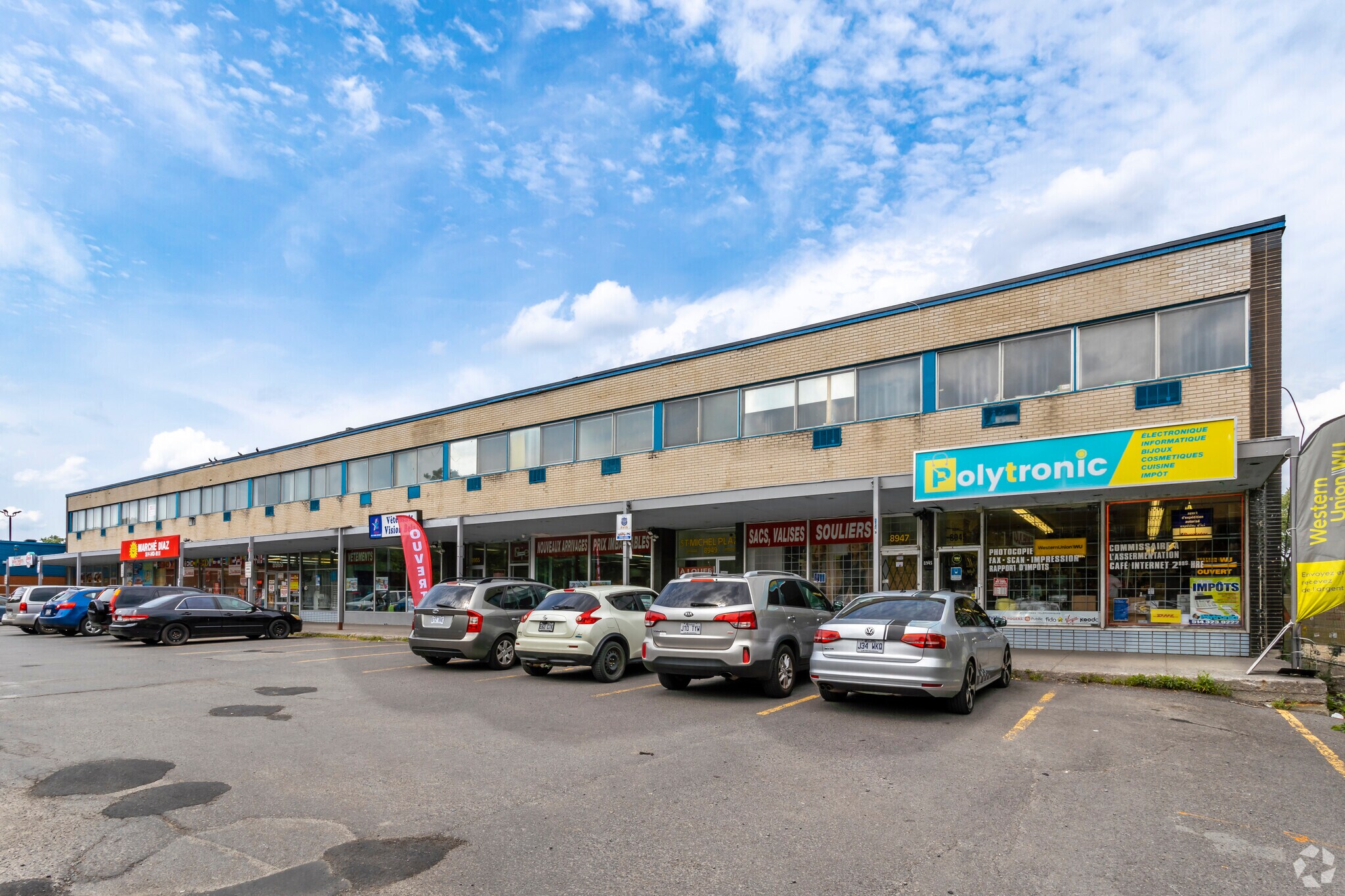 8945-8971 Boul Saint-Michel, Montréal, QC for Rent