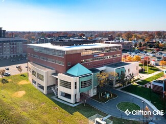 Rahway, NJ undefined - 2 City Hall Plz