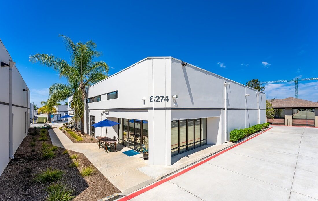 8250 Vickers St, San Diego, CA for Rent