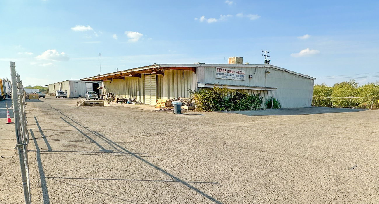 4321 S Chestnut Ave, Fresno, CA for Rent