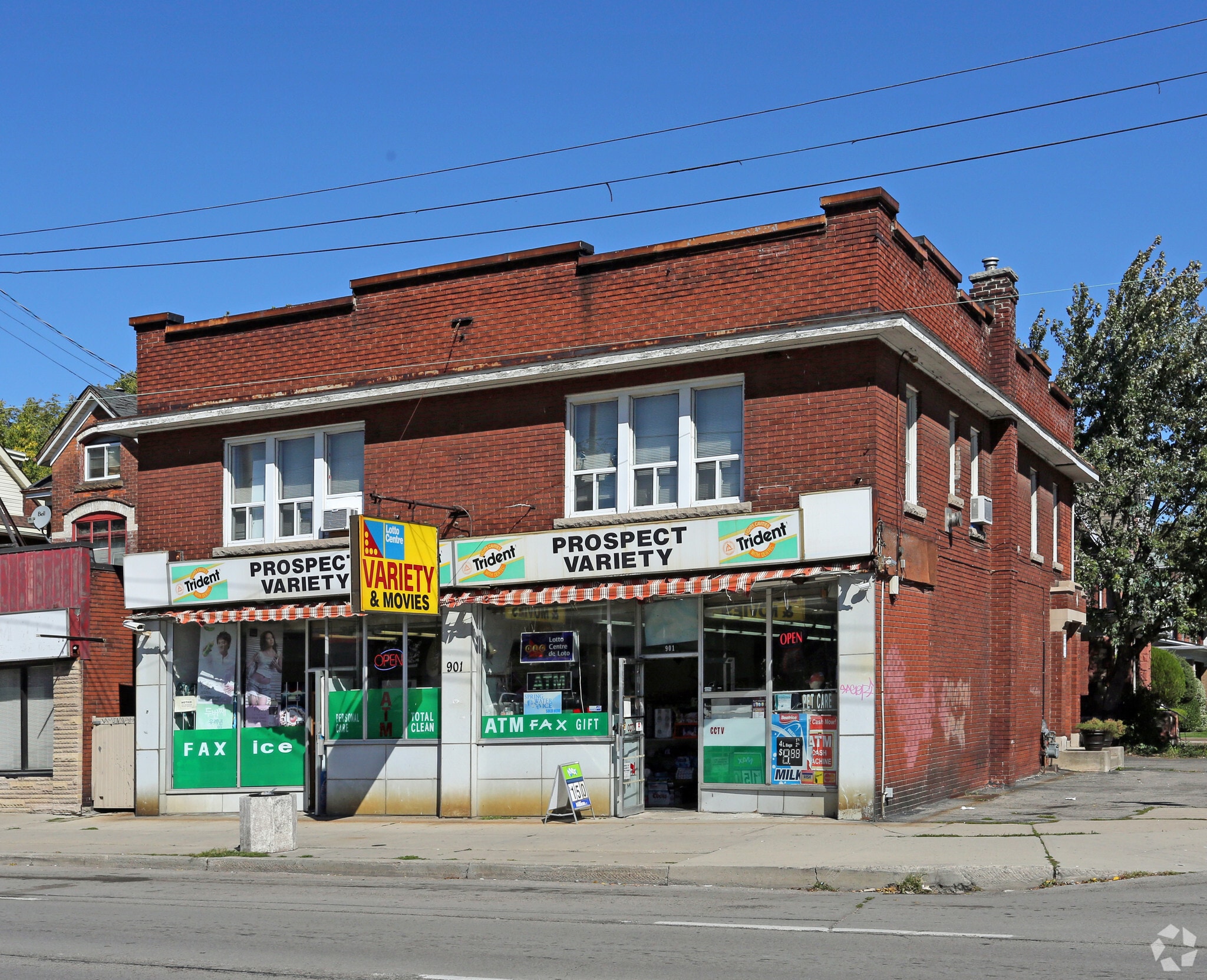 901 Main St E, Hamilton, ON for Rent