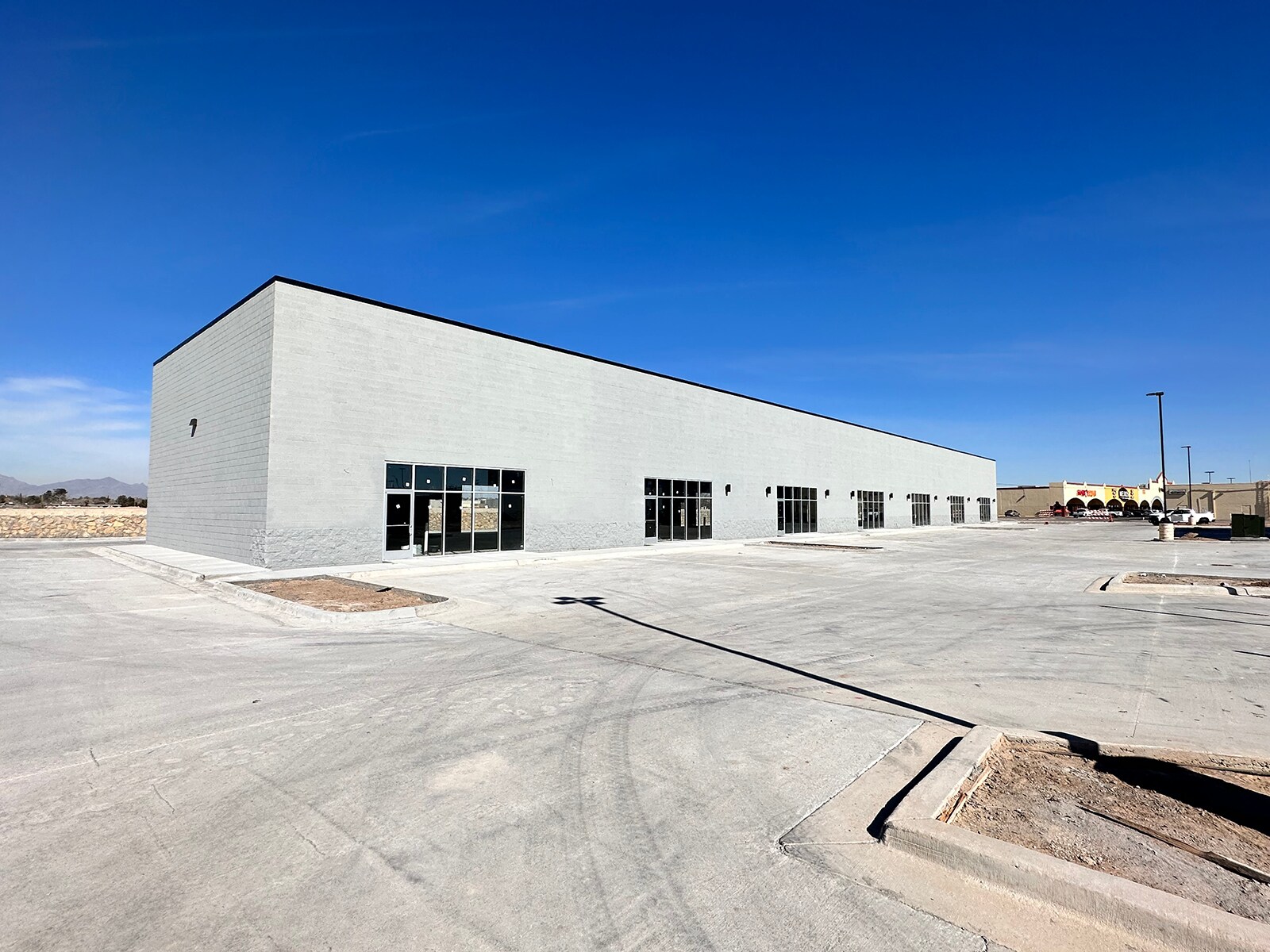 501 Zaragoza Rd El Paso, TX 79907 Flex Property for Lease on