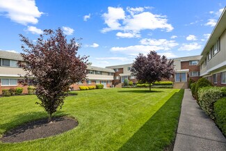 Maple Shade Township, NJ Apartments - 601 Buttonwood Ave