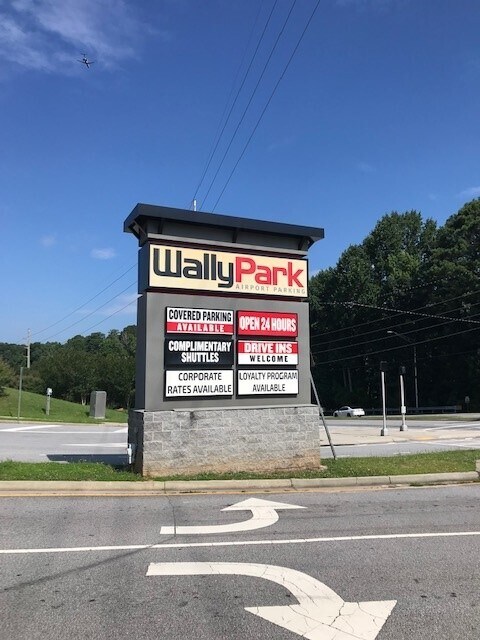 3811 Wallypark Way, College Park, GA for Sale