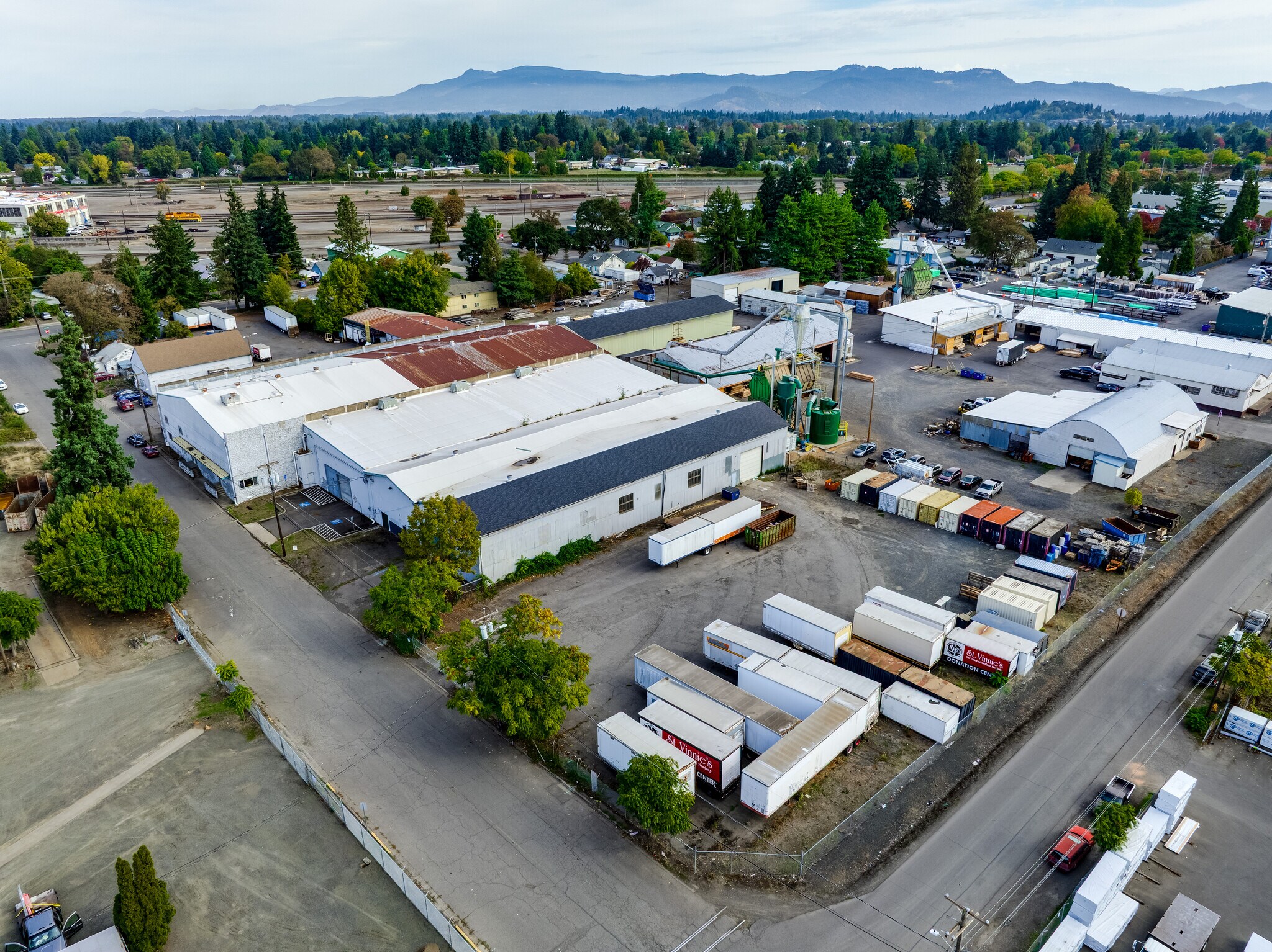 135-145 N Cleveland St, Eugene, OR for Sale