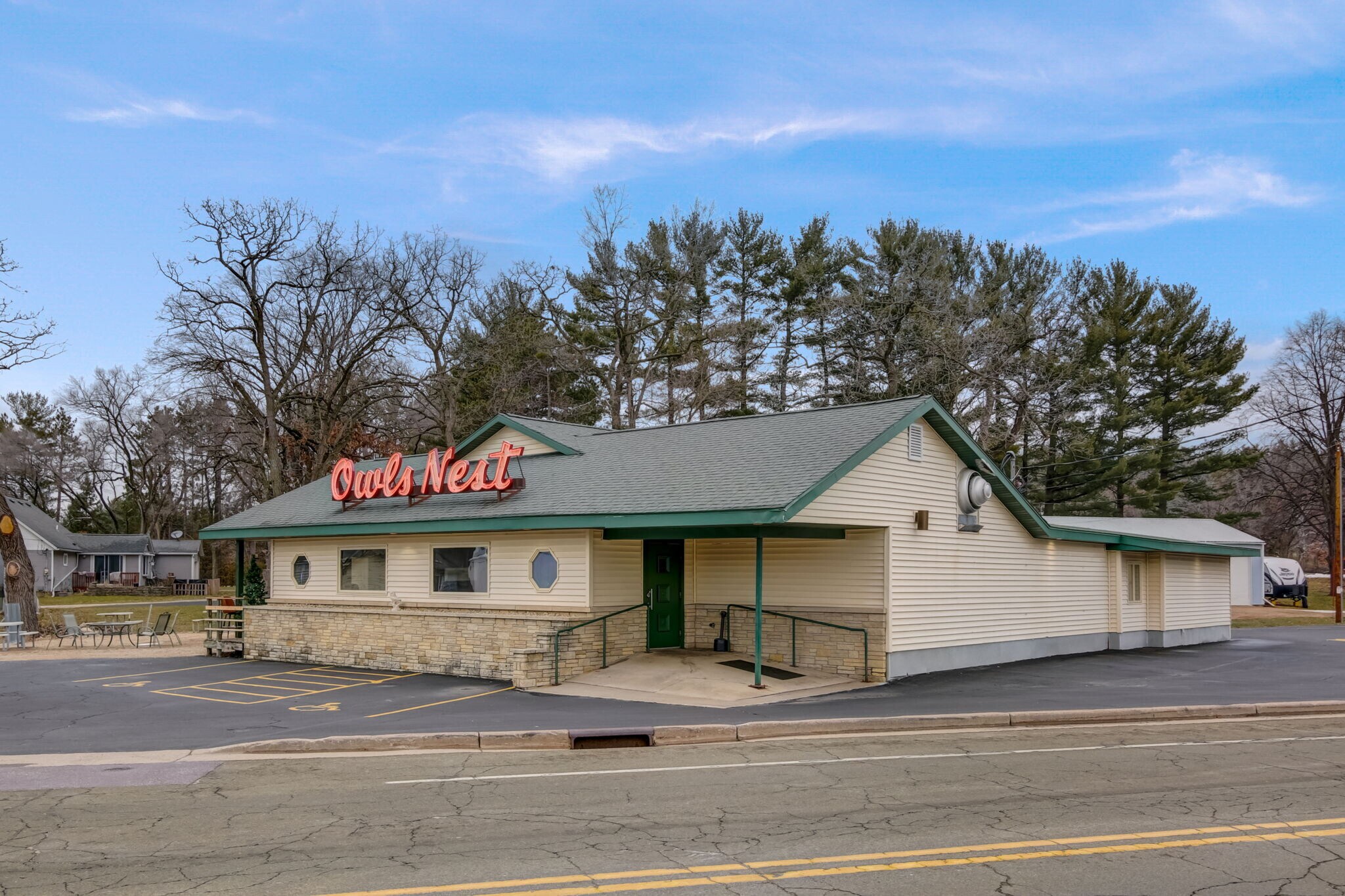 617 E North St, Poynette, WI for Sale