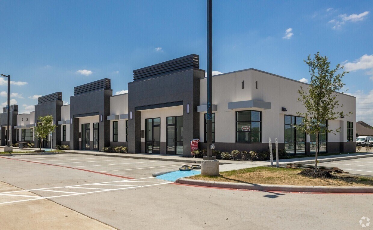 12280 Broadway St, Pearland, TX for Rent