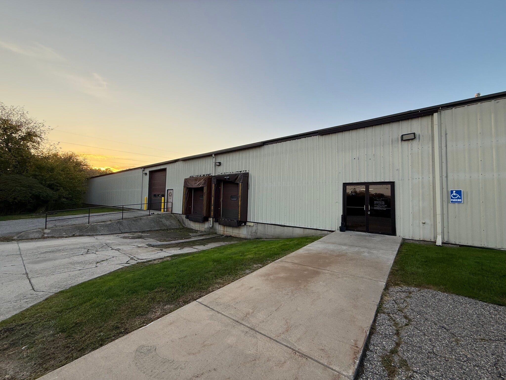 2748 Courier Dr NW, Grand Rapids, MI for Rent
