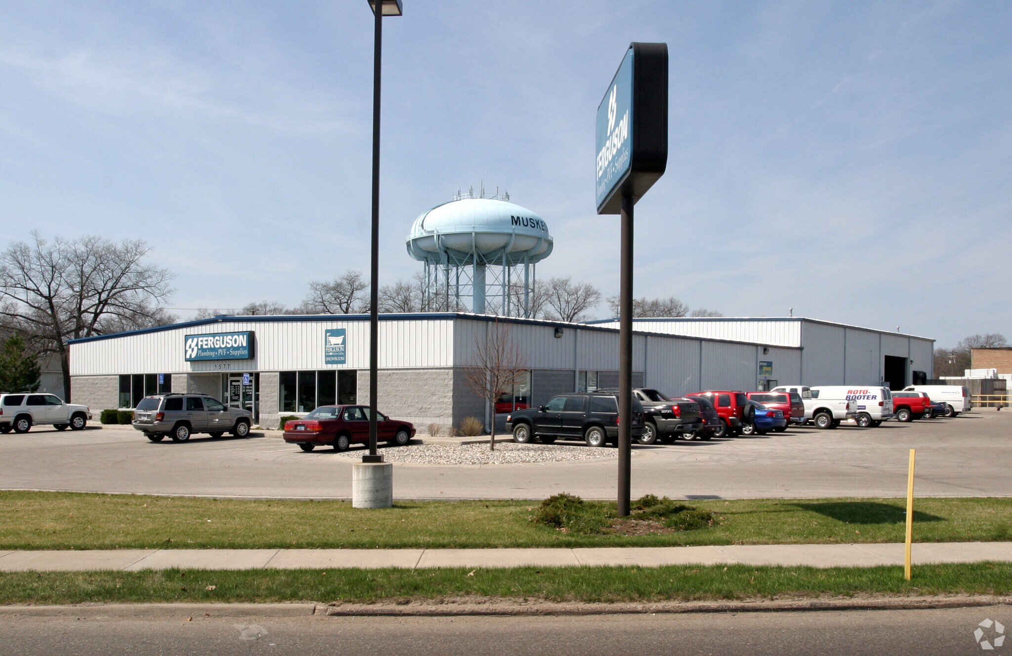 1577 Getty St, Muskegon, MI for Sale