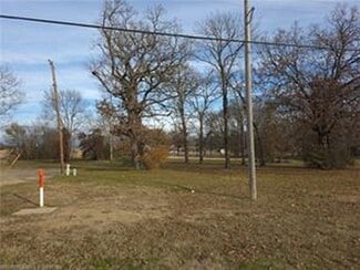 Charleston, AR Commercial - W Main St
