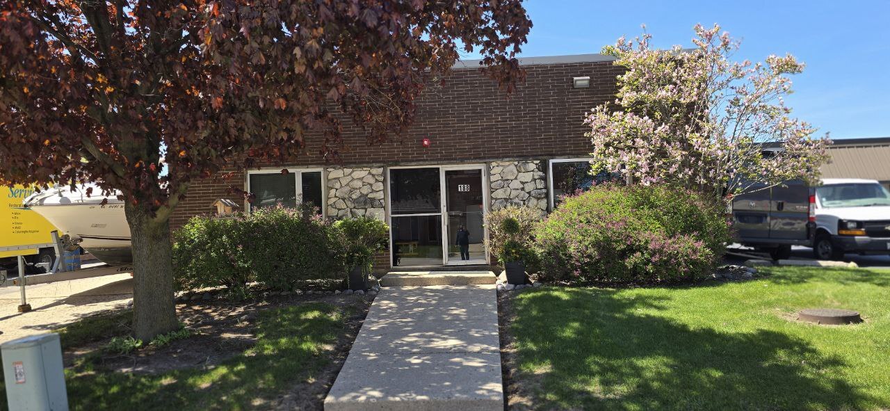 188 Seegers Ave, Elk Grove Village, IL for Sale