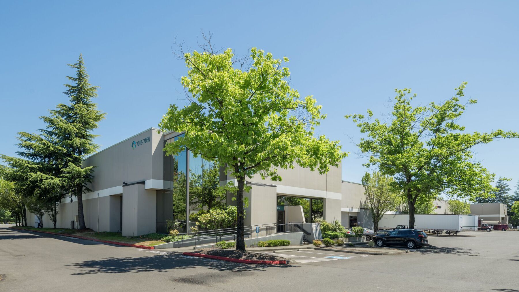 7015-7035 S 212th St, Kent, WA for Rent