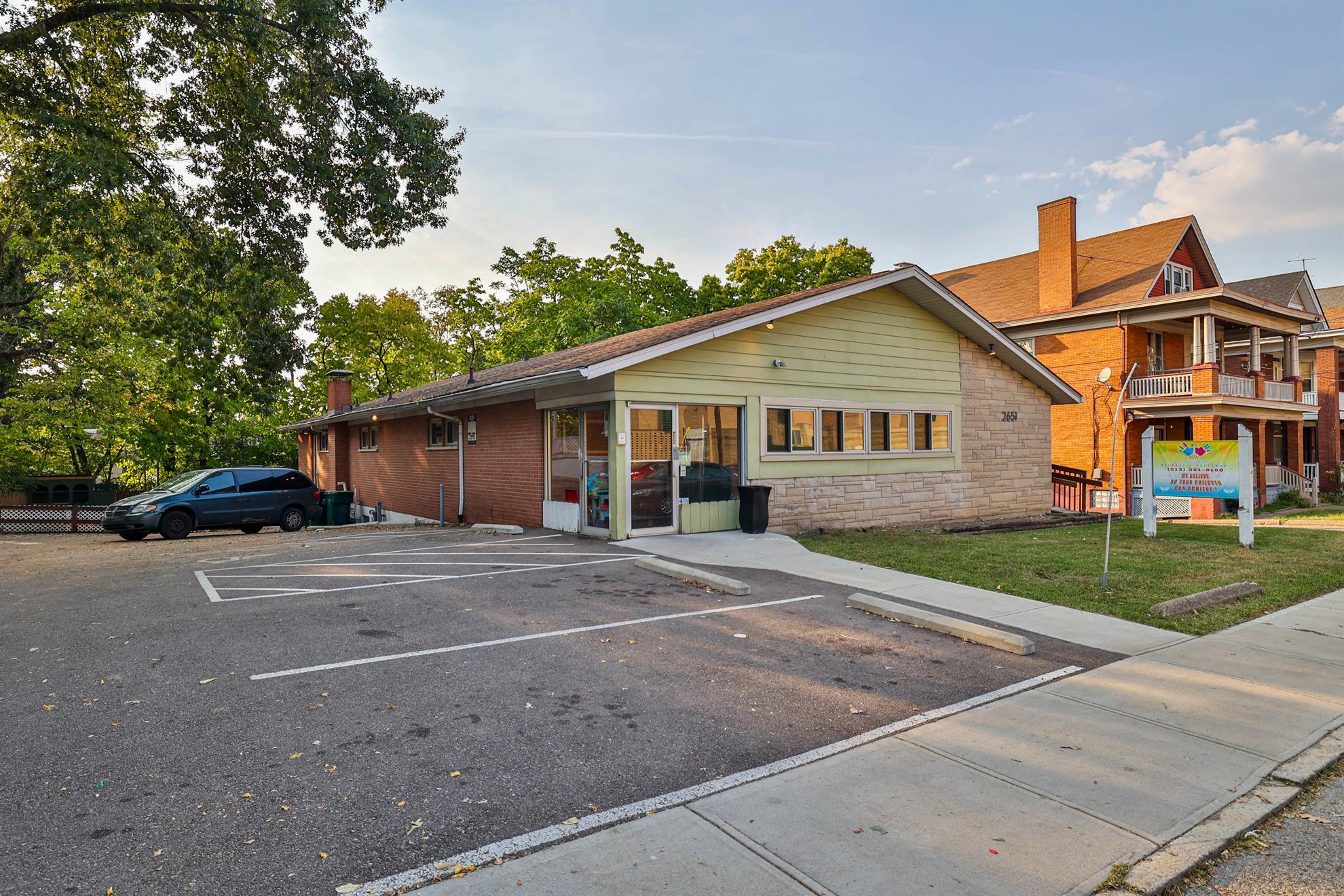 2651 Highland Ave, Cincinnati, OH for Sale