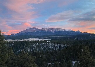 Woodland Park, CO Hospitality - 236 Pinecrest Rd