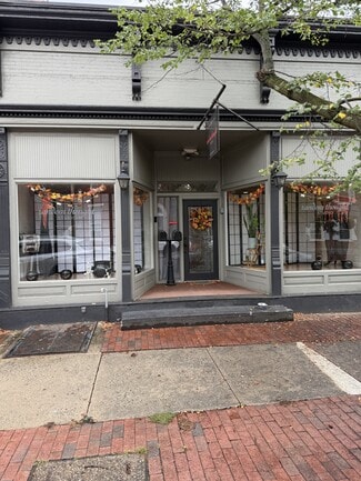 Bordentown, NJ Storefront - 104 Farnsworth Ave