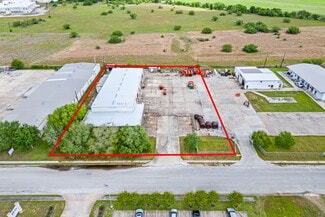 Victoria, TX undefined - 3806 E Rio Grande St