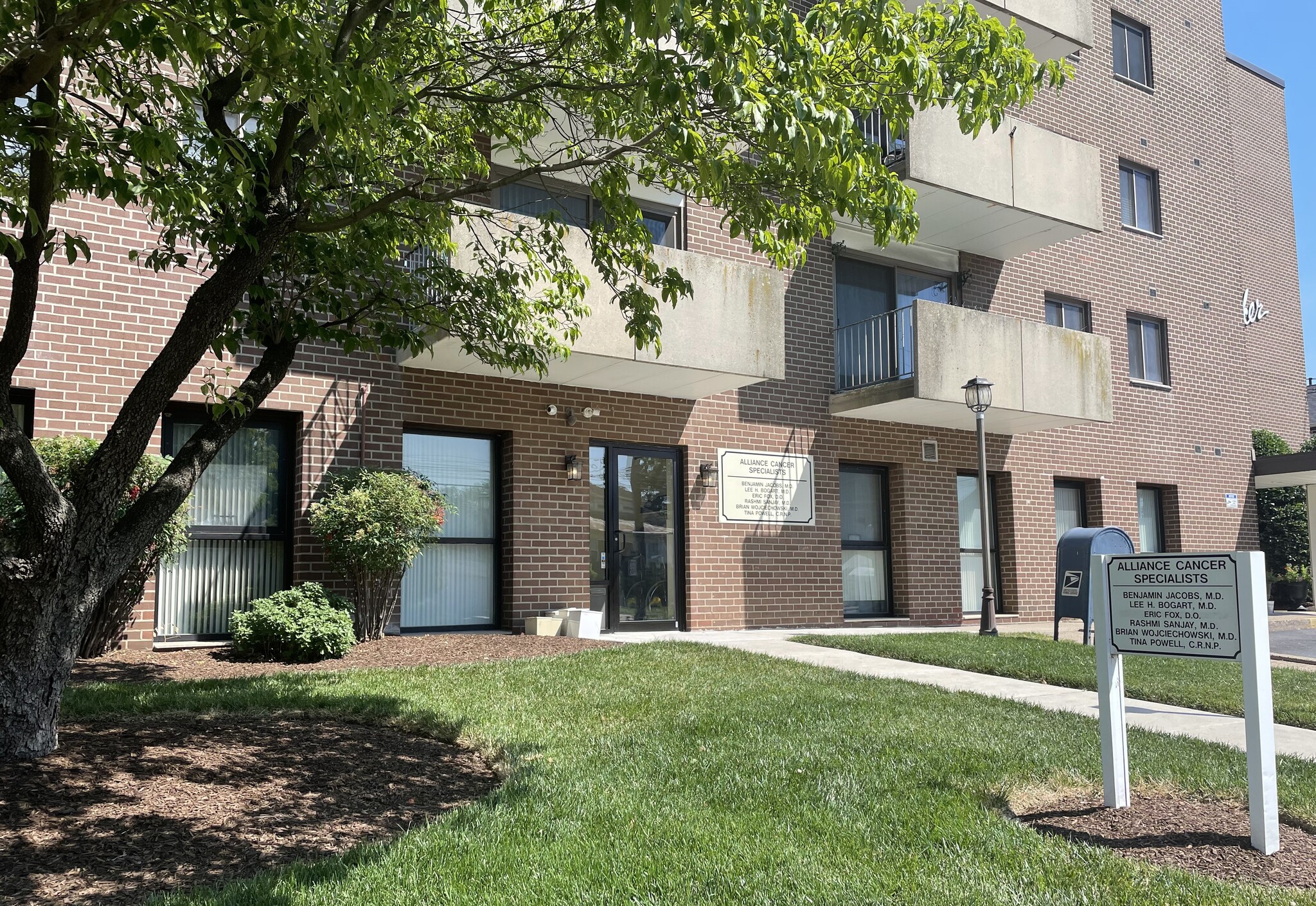 33 W Chester Pike, Ridley Park, PA for Sale