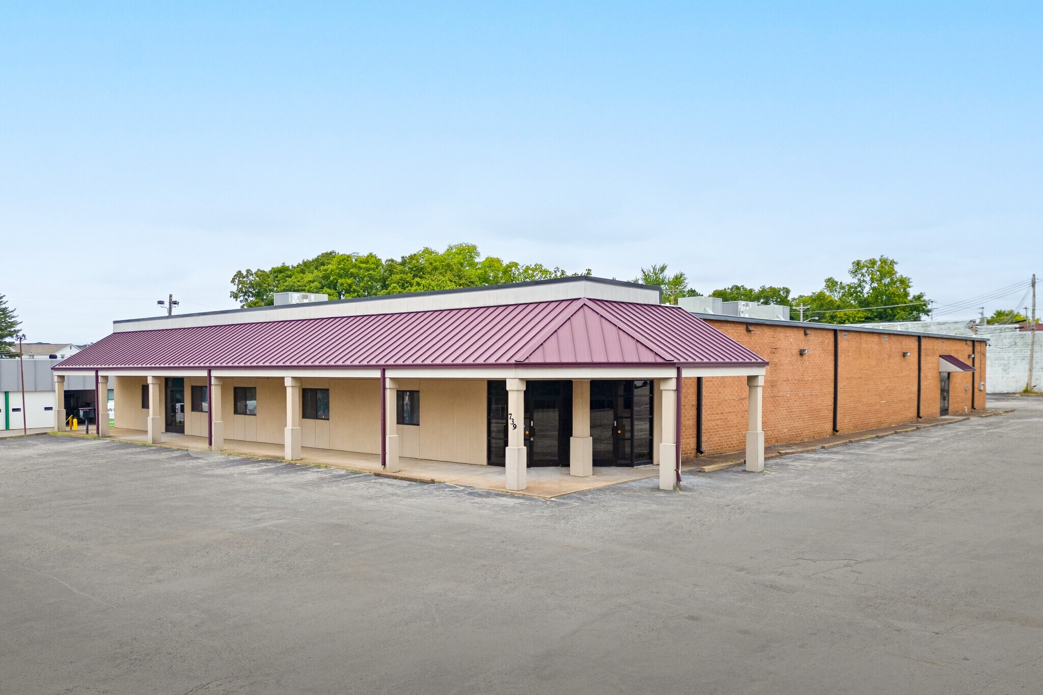 739 Madison St, Clarksville, TN for Rent
