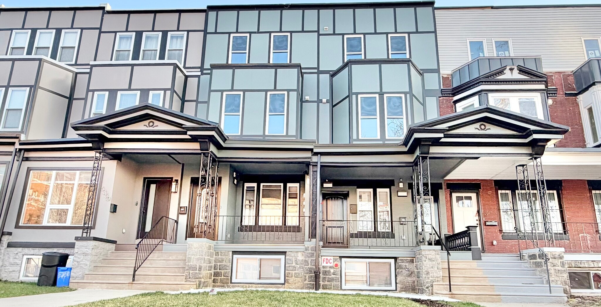 5352 Cedar Ave, Philadelphia, PA for Sale