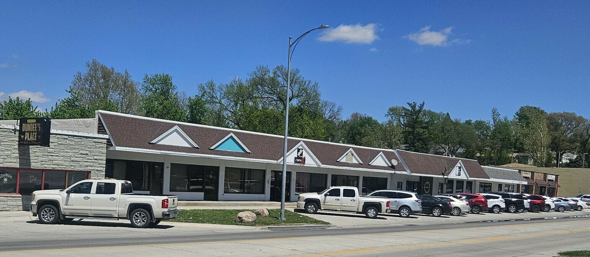 7002-7006 Maple St, Omaha, NE for Rent