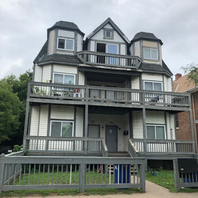 953 Desoto St, Saint Paul, MN for Sale