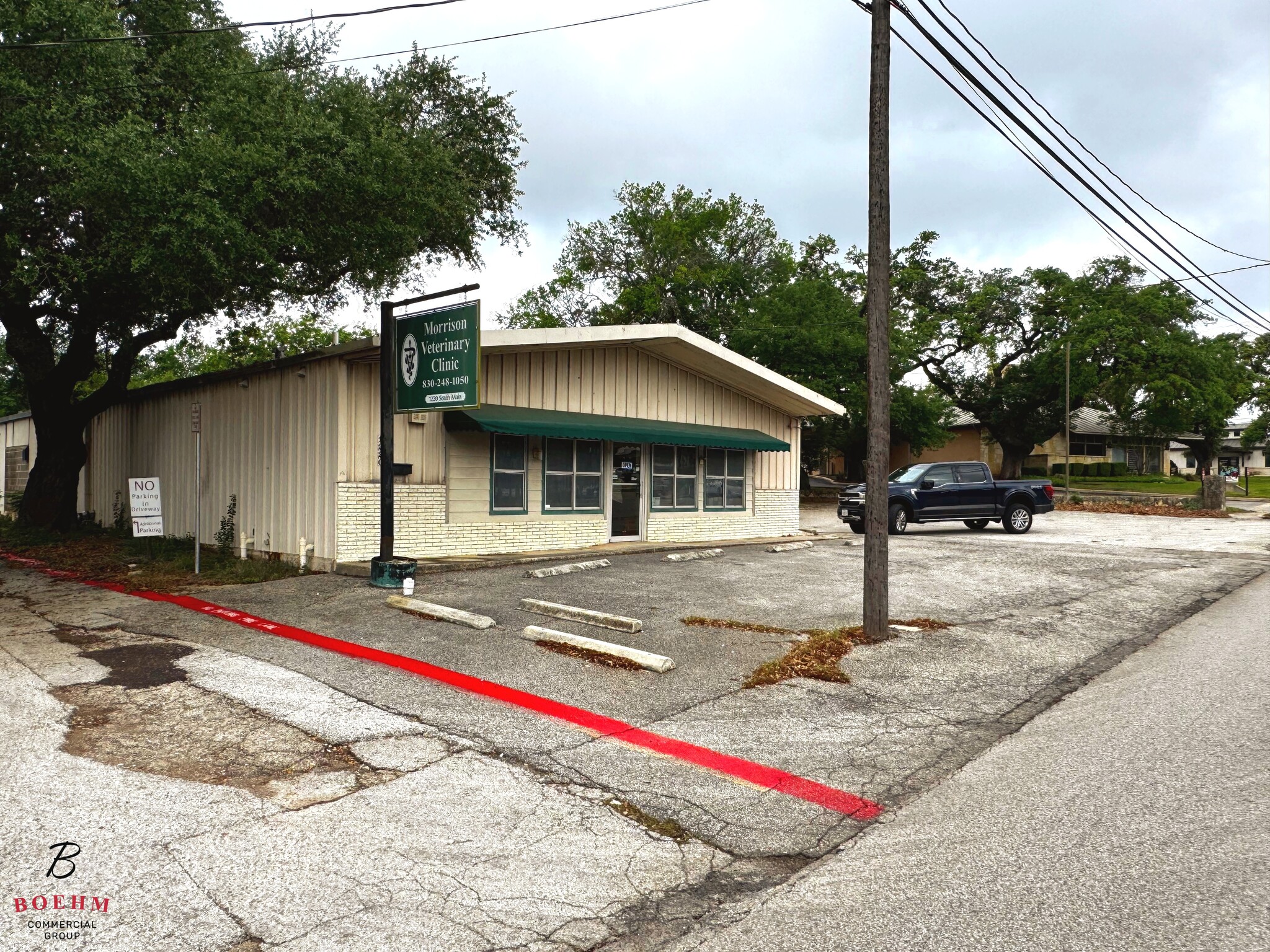 1220 S Main St, Boerne, TX for Rent