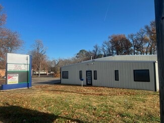 Newport News, VA Warehouse - 5948 Jefferson Ave