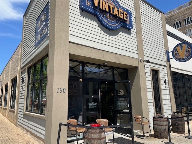 190 W Main Ave, Gastonia, NC for Rent