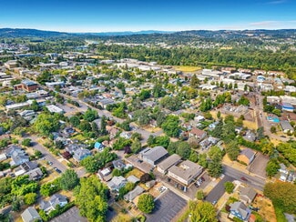 Salem, OR Apartments - 1720-1738 Broadway St NE