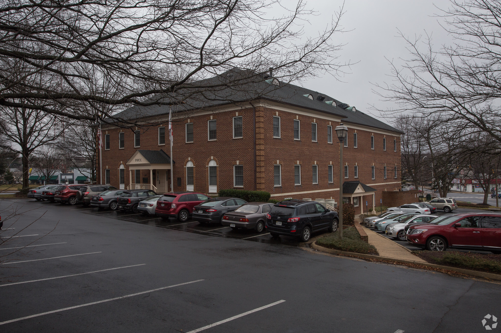 180 S Washington St Falls Church, VA 22046 - Office Property for