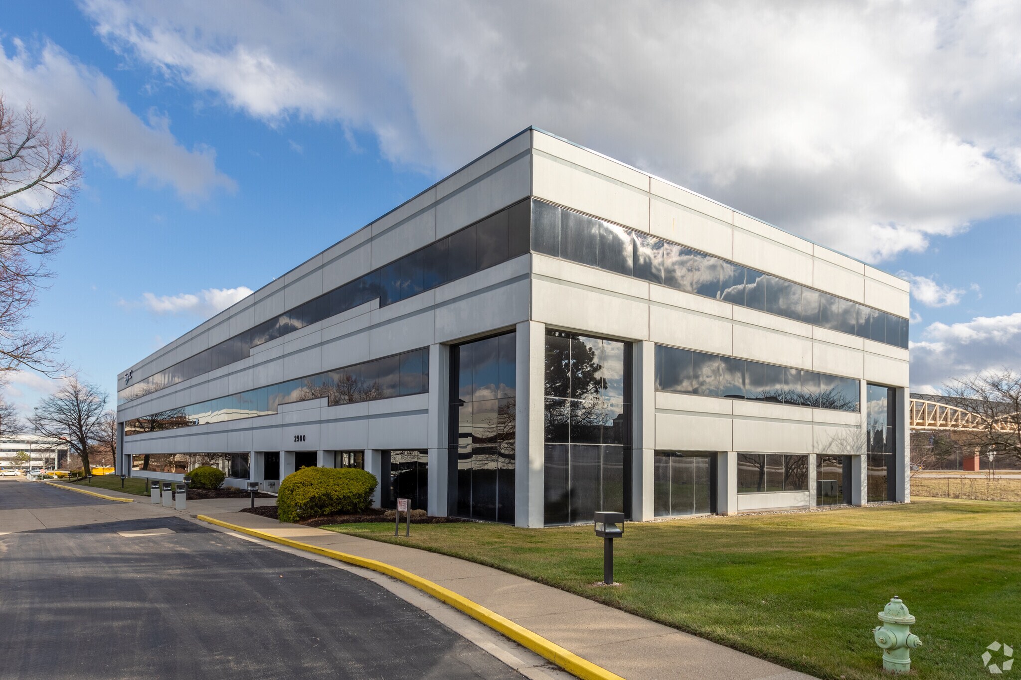 2900 Presidential Dr, Fairborn, OH for Rent
