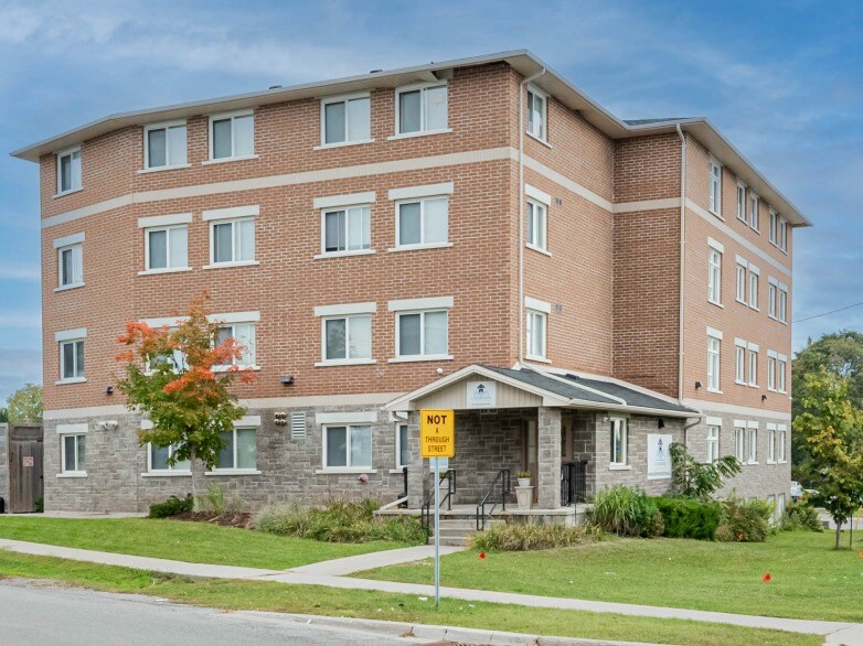 1915 N Simcoe St, Oshawa, ON for Sale