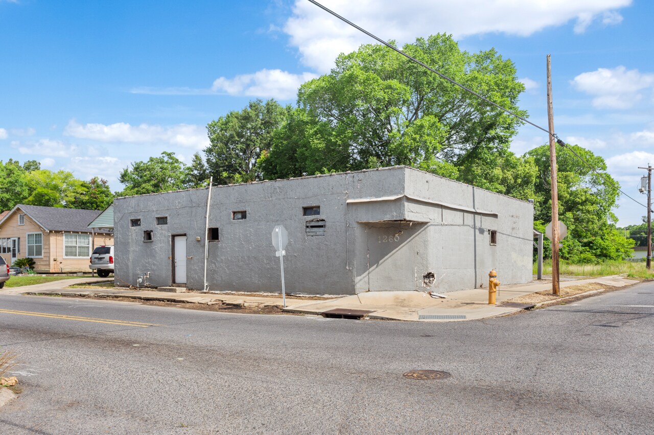 1260 Eddie Robinson Senior Dr, Baton Rouge, LA for Sale