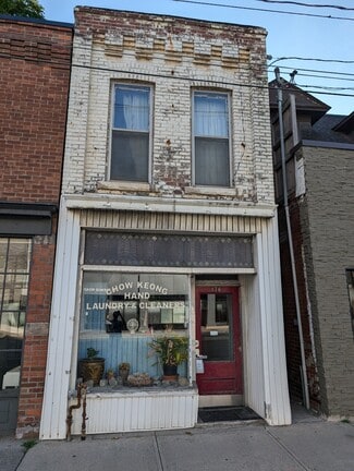 Toronto, ON Storefront Retail/Office - 176 Avenue Rd