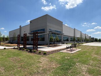 Frisco, TX Flex - 10624 Clarence Dr