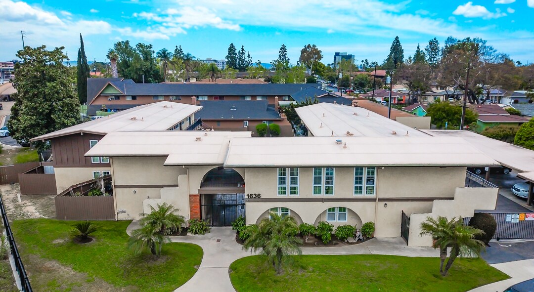 1636 E 6th St, Santa Ana, CA for Sale