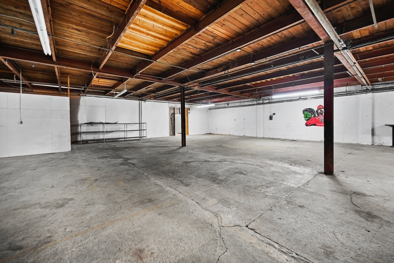 1530 Nabell Ave, East Point, GA for Rent