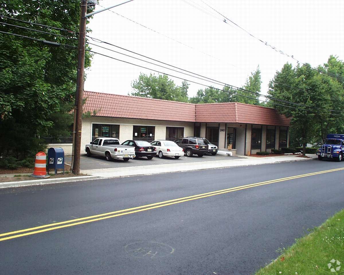 240 Grand Ave Leonia, NJ 07605 Office Property for Sale on