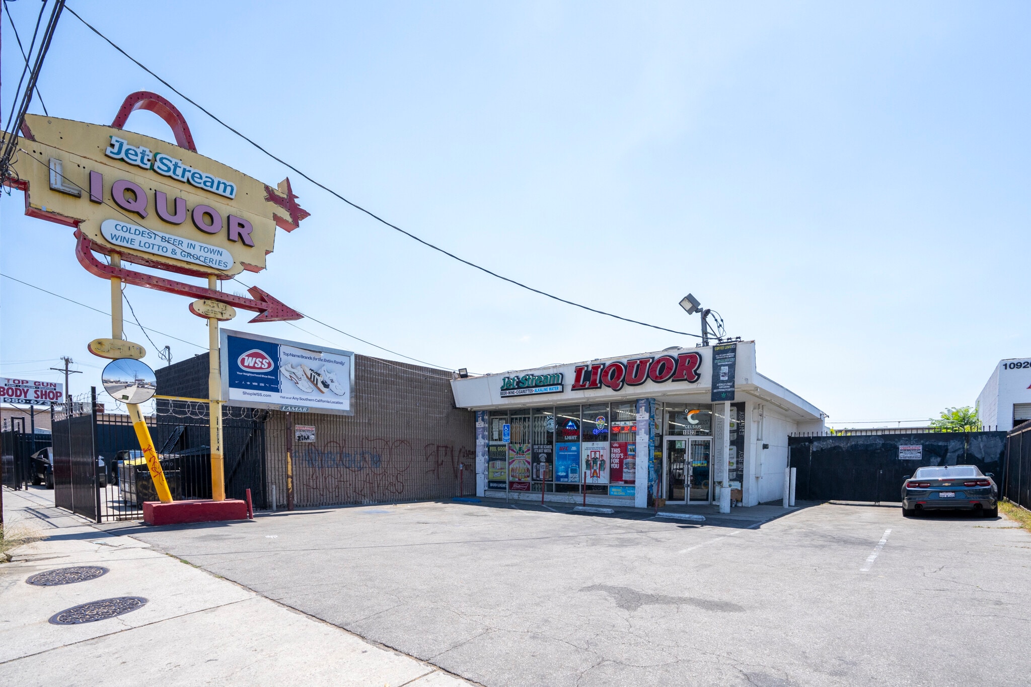 10922 Vanowen St, North Hollywood, CA for Sale