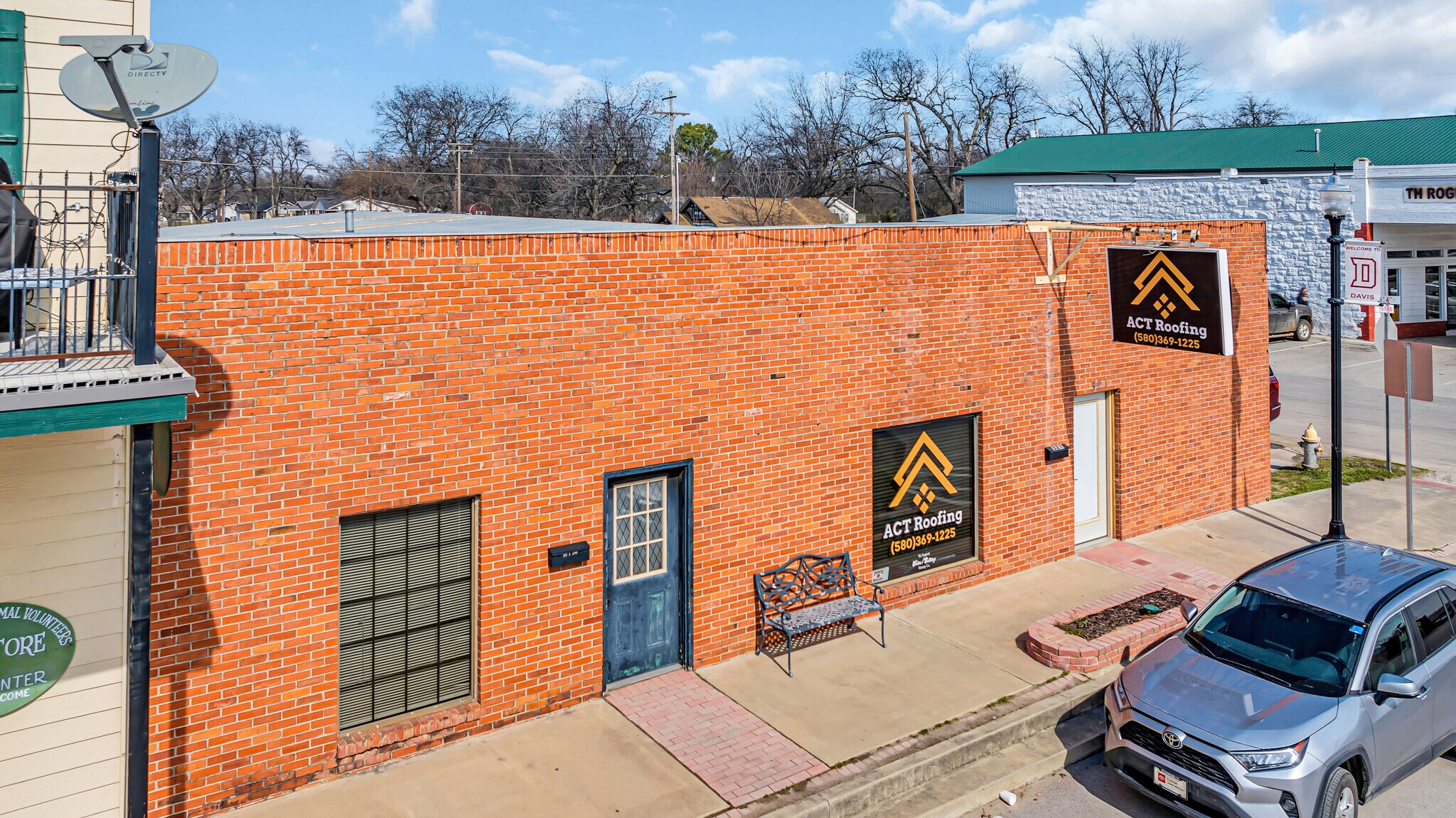 319-321 E Main St, Davis, OK for Sale