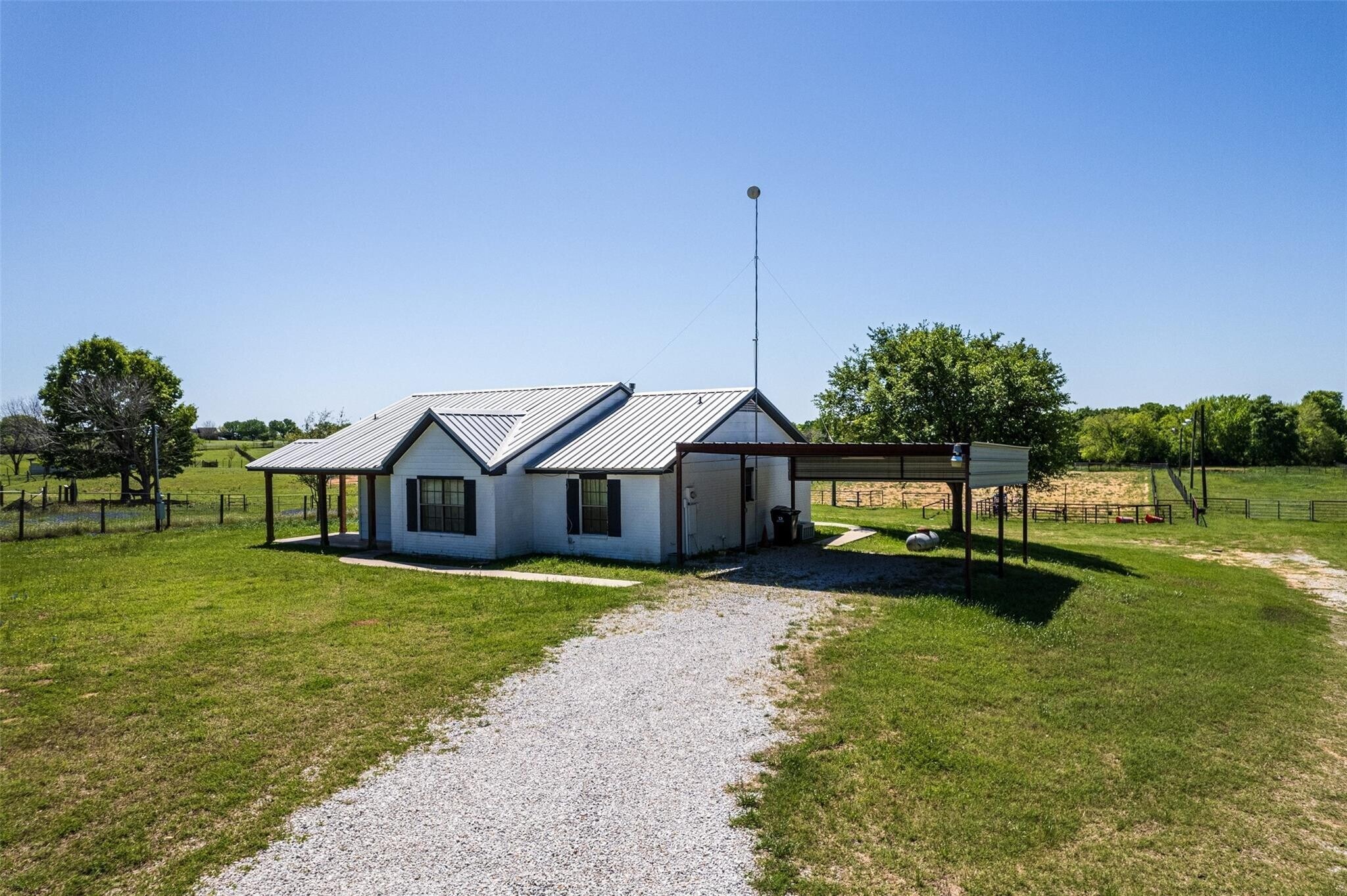 15534 Meadow Creek Rd, Hockley, TX for Sale