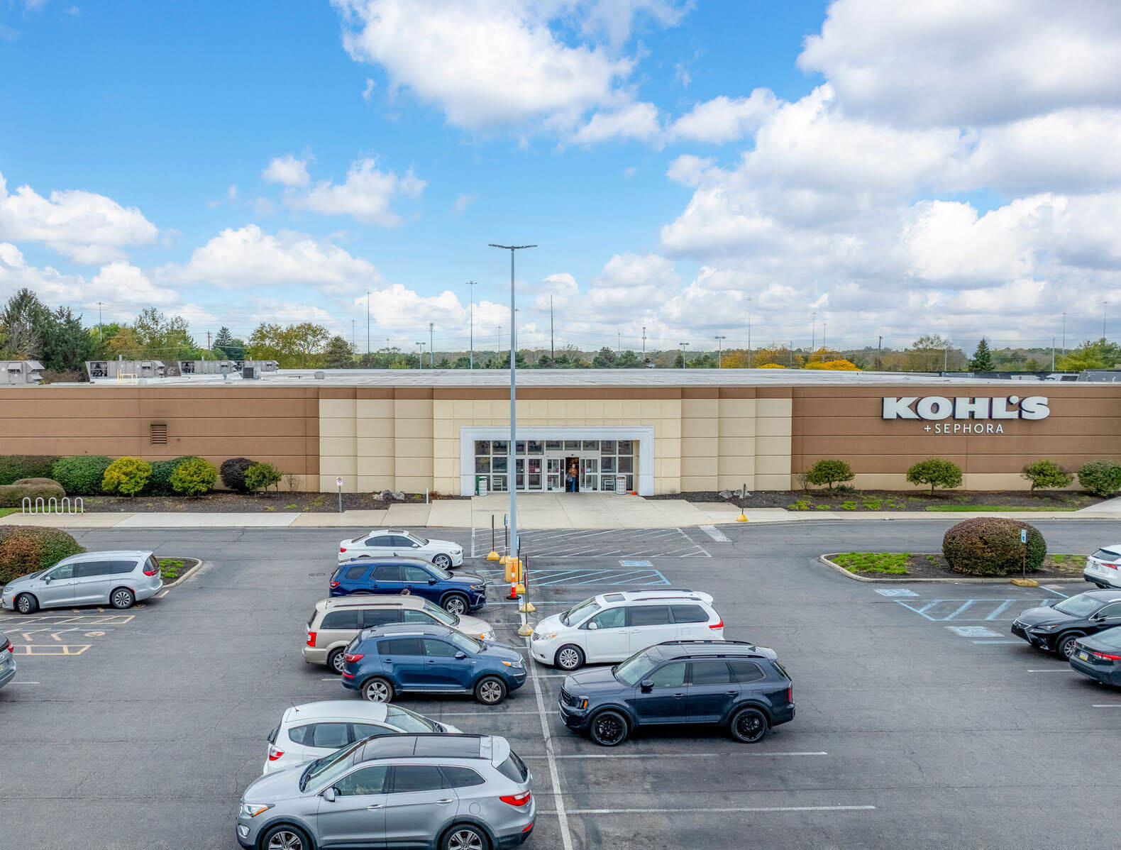 133 Huber Village Blvd, Westerville, OH for Sale