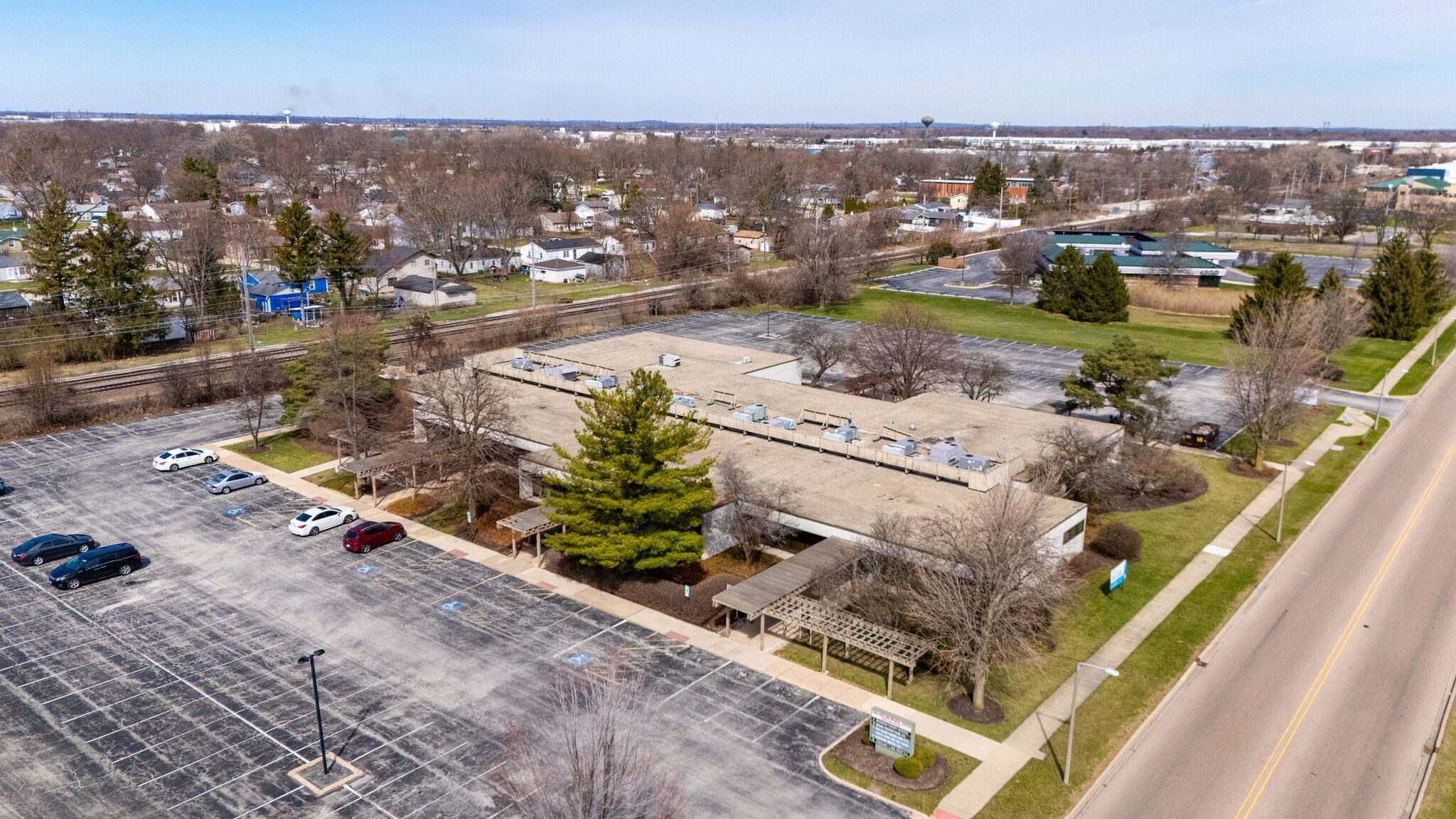 1300 N Highland Ave, Aurora, IL for Sale