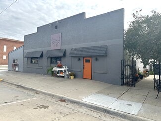 Ponca, NE Restaurant - 102 W 3rd St