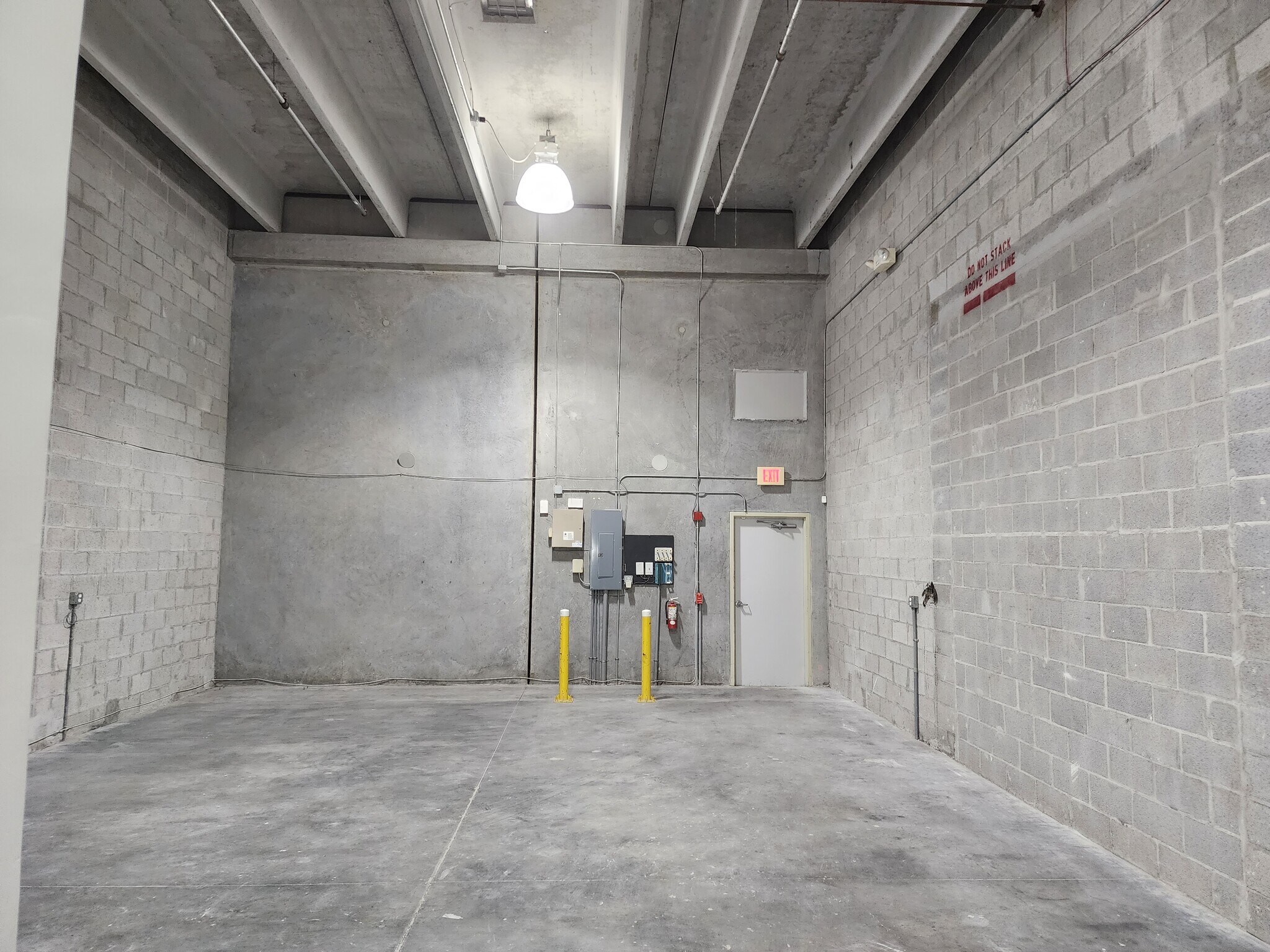 2061 NW 112th Ave, Miami, FL for Rent