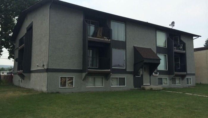 4503 73rd St NW, Calgary, AB for Sale